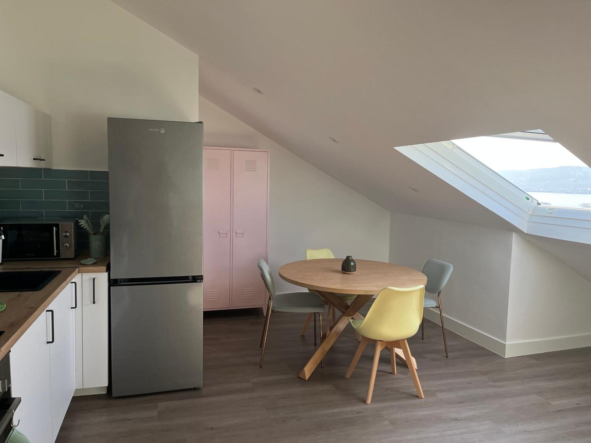 Apartament Atico Con Vistas En Raxó Zewnętrze zdjęcie